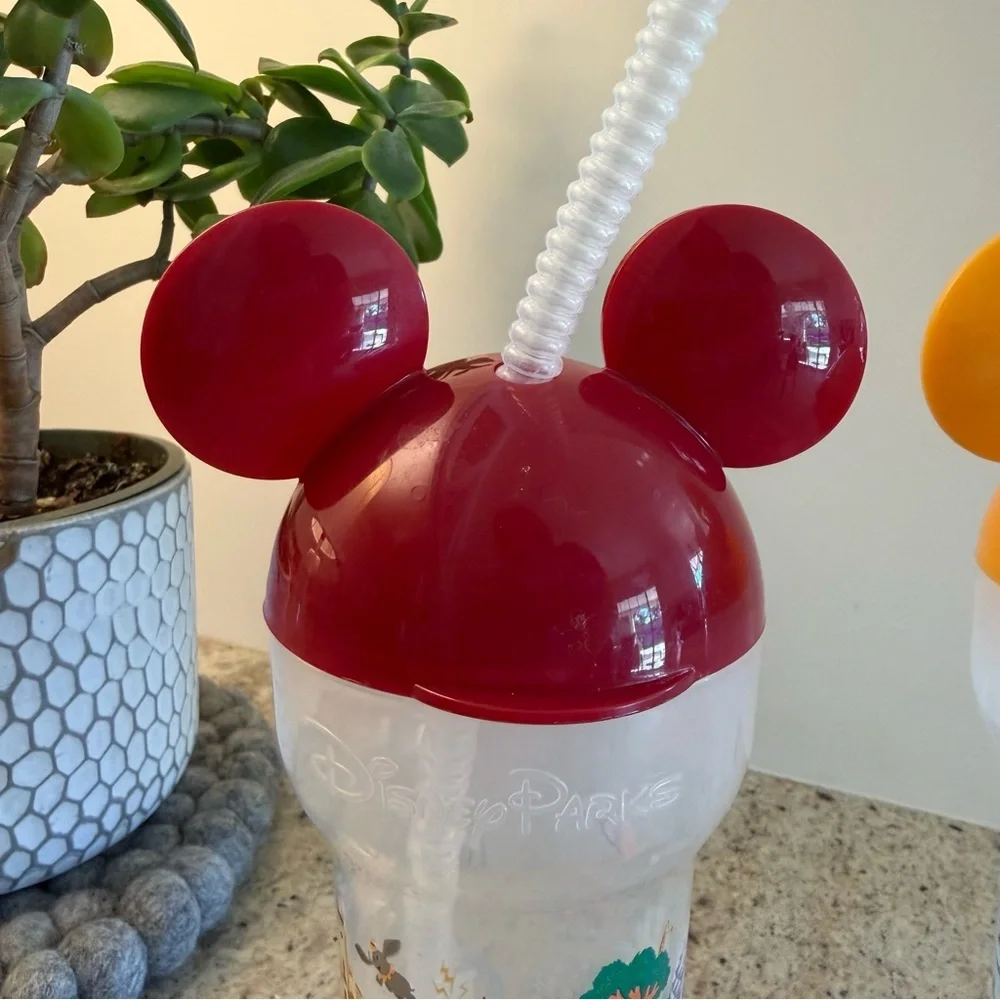 Disney Parks Mickey Mouse Ears Plastic Cups Set Disneyland [2] Cups with Straws